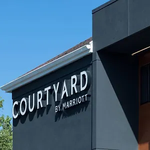 courtyard-pensacola.hotels-destin.com/