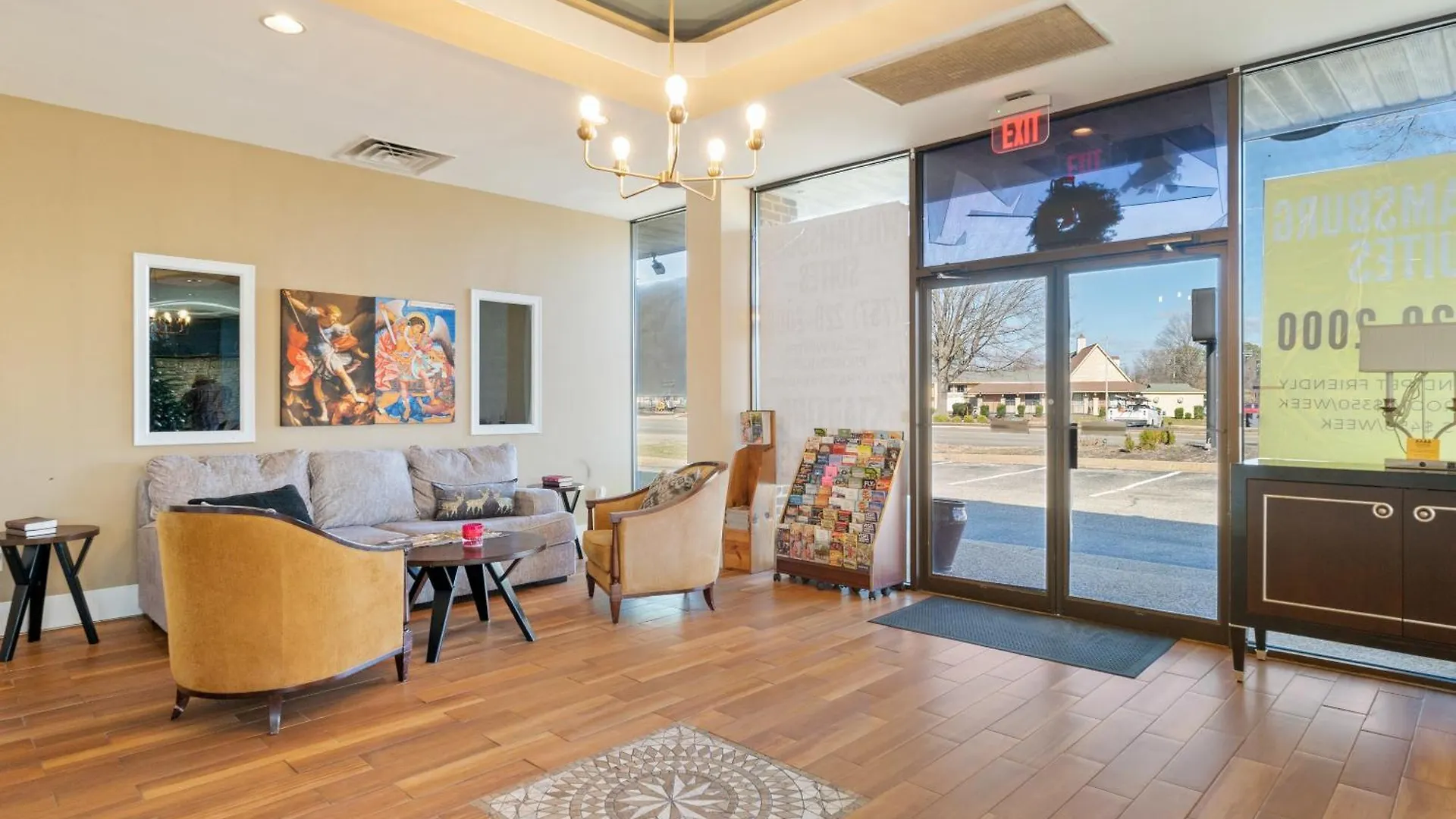 Отель Williamsburg Suites