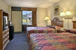 Отель Williamsburg Suites США
